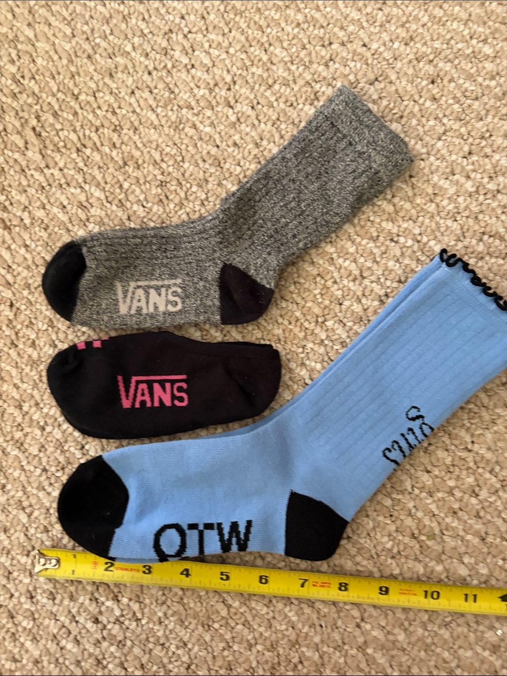 Vans 3-Pack Men’s Socks in Gray, Black, Pink & Blue